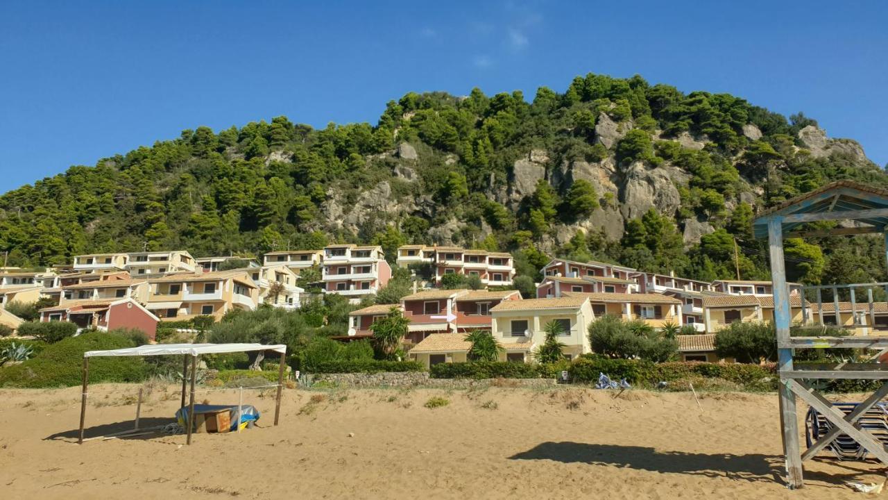 Corfu Glyfada Menigos Resort Home 72 Bagian luar foto
